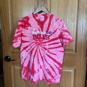 Buffalo Bills Red Tie Dye Size Medium T Shirt